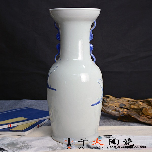 景德镇陶瓷礼品瓷花瓶专业定制图4