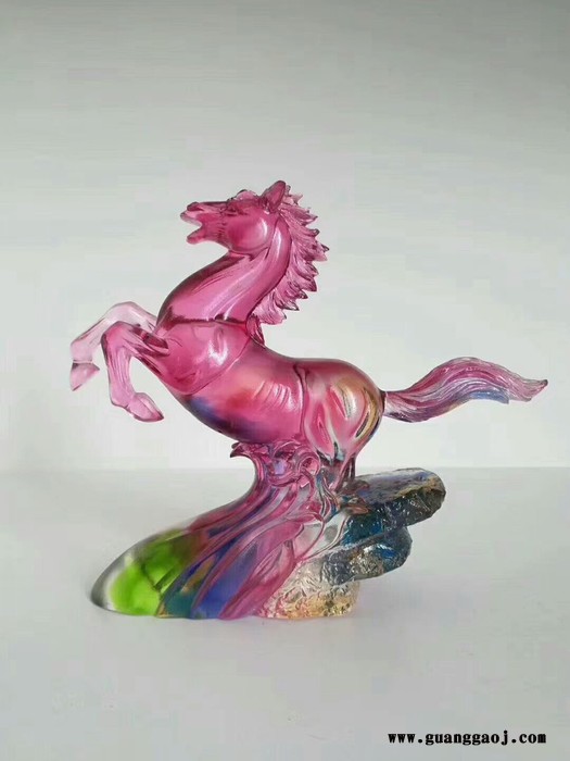 古法琉璃马到成功礼品琉璃工艺品厂家定制各种琉璃动物摆件礼品制作图6
