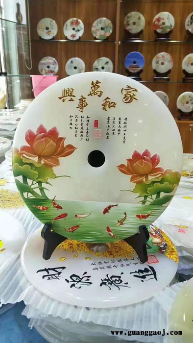 广州白玉石平安扣摆件定做批发，商务礼品定做图3