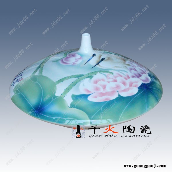 景德镇花瓶厂家  陶瓷礼品瓷专业定制 荷花花瓶定制图3