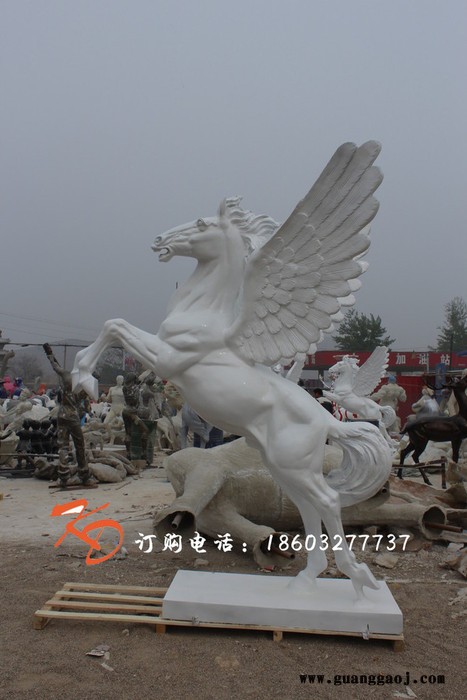 广东康大雕塑定制 礼品摆件大型展翅铜飞马河北宏达雕塑图3