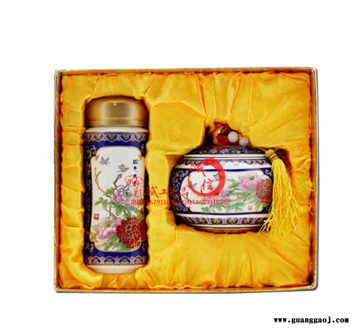 徐州创意个性礼品教师节福利礼品定制 特色青花瓷文化会议纪念品图2