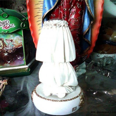 生产树脂圣诞礼品圣女天使像办公家居小卡通人物饰品创意摆件