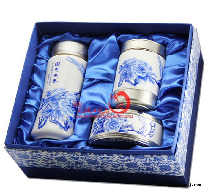 2016新款青花瓷 陶瓷保温杯特色创意礼品凯里地产公司年会图2