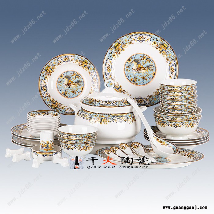 碗碟套装家用北欧式简约金边骨瓷餐具中式景德镇陶瓷碗盘组合图1