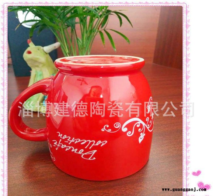 雀巢咖啡杯定制logo 生产红色釉高脚杯陶瓷广告创意礼品赠品图2