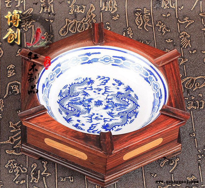 红酸枝工艺品六角烟灰缸实木质仿古青花瓷木雕创意礼品烟缸特价图2