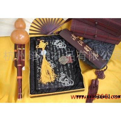 供应丝绸类创意礼品  商务礼品 会议礼品 办公礼品-- 丝绸笔记本
