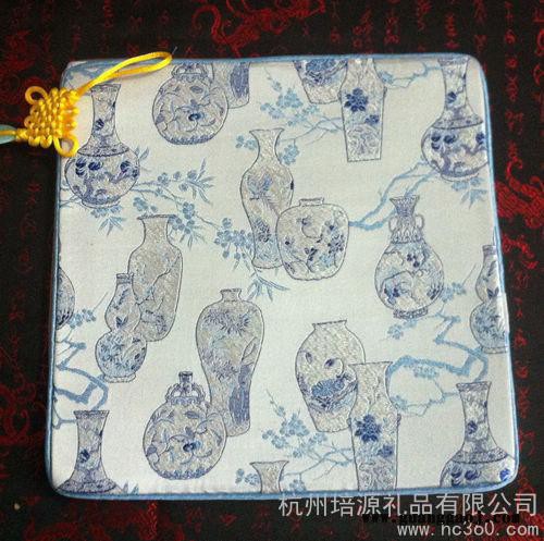供应丝绸类创意礼品  商务礼品 会议礼品 办公礼品-   丝绸鼠标垫图3
