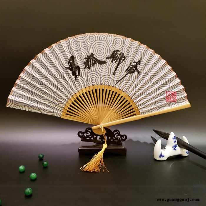 义和 扇子厂家女扇子厂家批发真丝女扇定做丝绸中国风一笑梅日式女扇礼品扇定制图3
