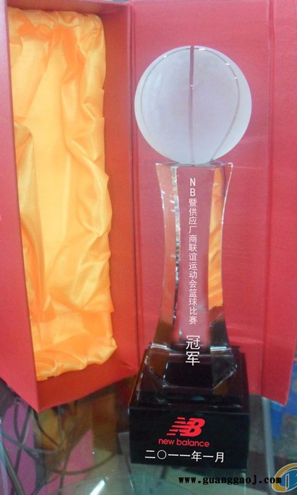 定做学校活动奖杯**，校庆纪念品证书授权书工厂定制，百年校庆纪念品水晶内雕水晶摆件礼品 学校定制水晶奖杯图6