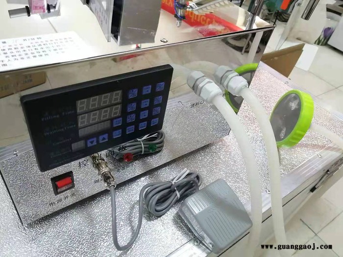 小型液体定量灌装机 小型酒水分装机 清洗液小型灌装机图5