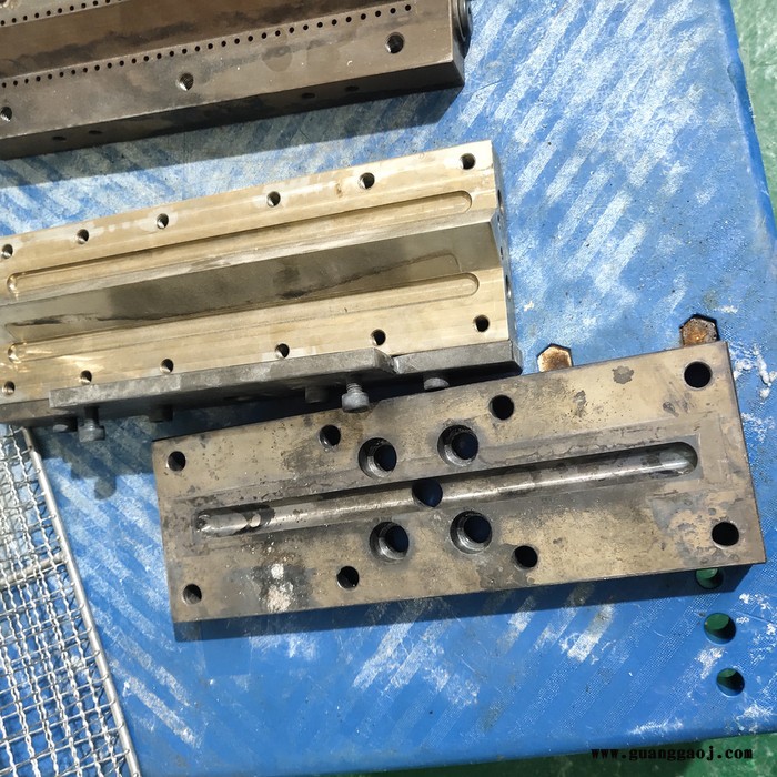 昌源CY-2002D熔喷布模具清洗剂 熔喷布模具喷头清洗剂 熔喷布喷丝板清洗剂 超声波熔喷布模具清洗剂 模具清洗剂图4
