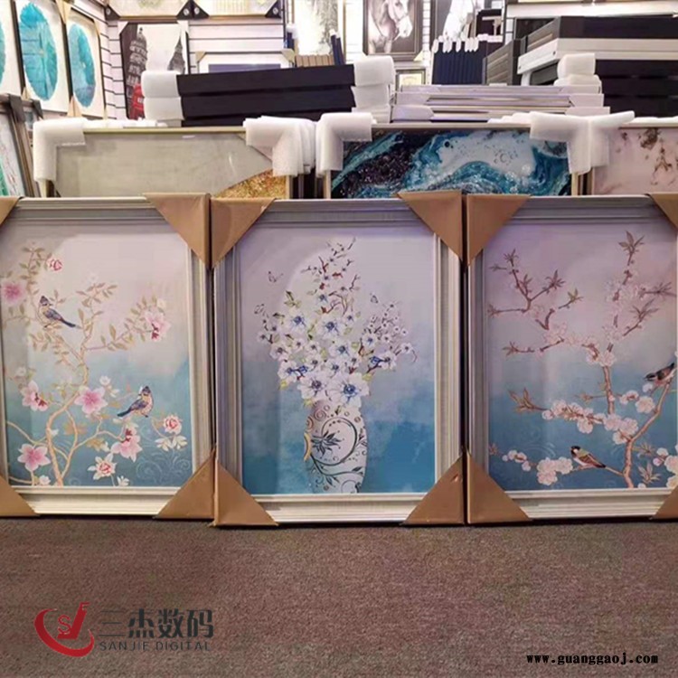 集成墙板UV平板彩绘机 阜阳3D玻璃装饰画打印机 彩妆面板UV喷绘机图6