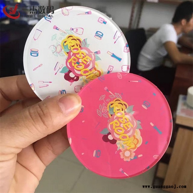 uv平板打印喷绘机 加工化妆品塑料外壳浮雕彩印机 亚克力面板喷印彩绘机图2