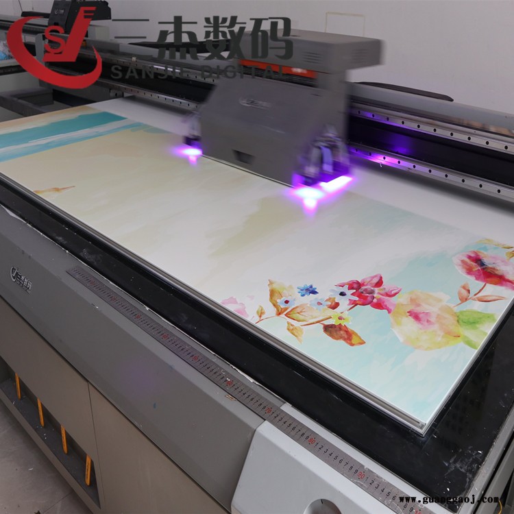 丹东uv平板打印机 锦州uv平板喷绘机图2