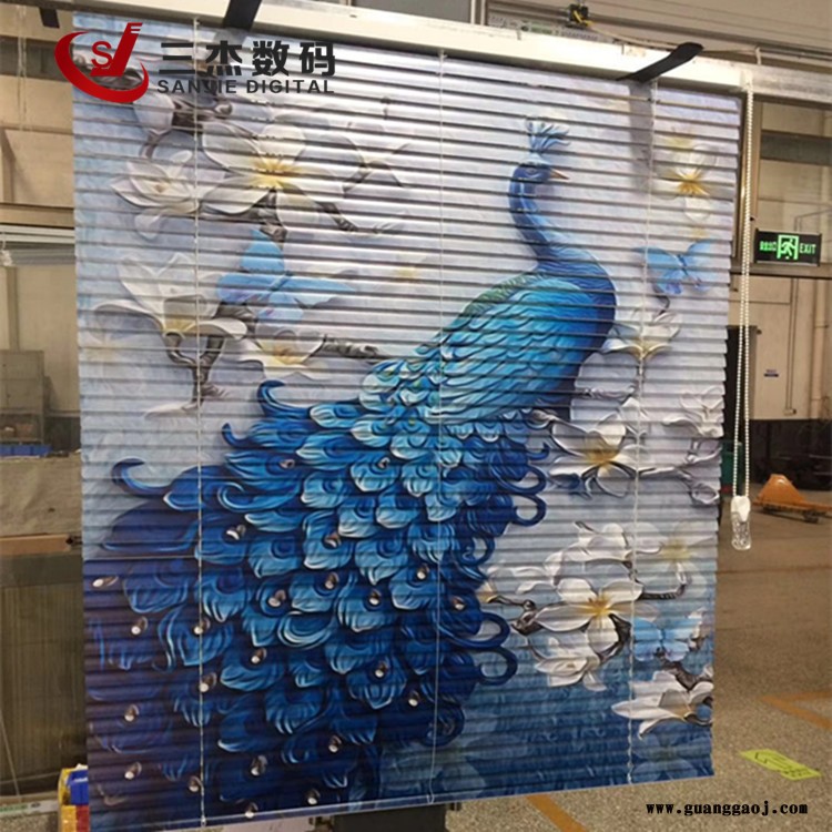 香格里拉帘uv打印机供应商 铝百叶3D5D喷绘机 理光g5平板印刷机图2