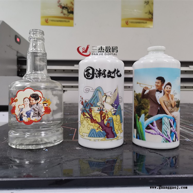 丽水私人订制酒瓶3D打印机 酒盒uv印刷机 寿宴酒瓶uv喷绘机图2