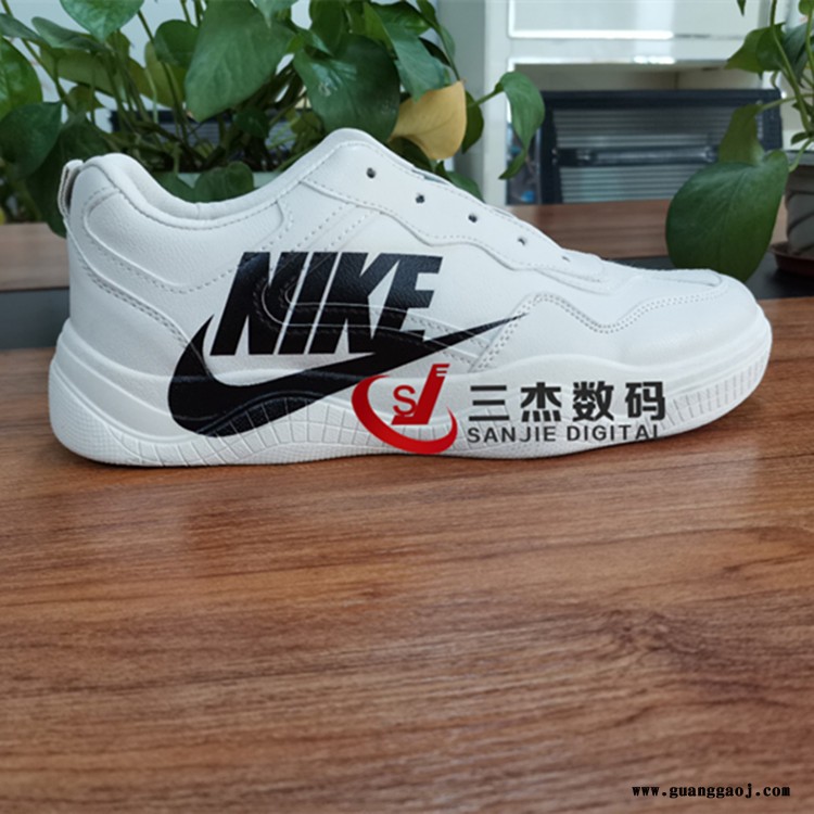 老爹鞋侧面打印机 运动鞋uv平板喷绘机 凹凸弧面3d印花机图2