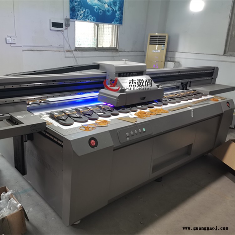晋江定制个性DIY图案鞋子打印机 2513理光G6高速鞋子喷绘机 鞋材5D打印设备图2