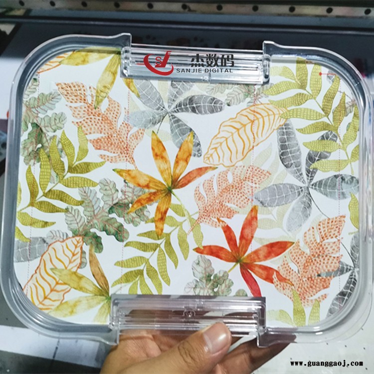 饭盒餐盒盖子uv打印机 高落差uv喷绘机厂家图2