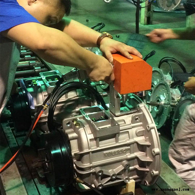 紫旭ZX-PMK-G02新疆金属打标机 石河子小型打码机 吐鲁番石油配件刻字机图1
