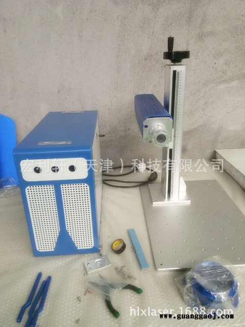 天津厂家：促销光纤激光打码机 co2激光打标机  logo日期打印机图5