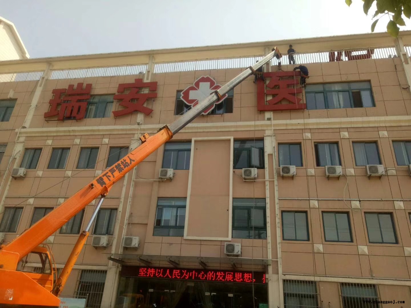 徐州深度*策划*从事户外广告 比您期望的方案*好