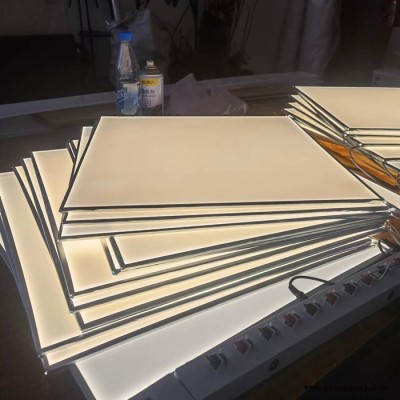 激光打点导光板广告灯箱导光板LED高透明背光板光学PMMA板加工
