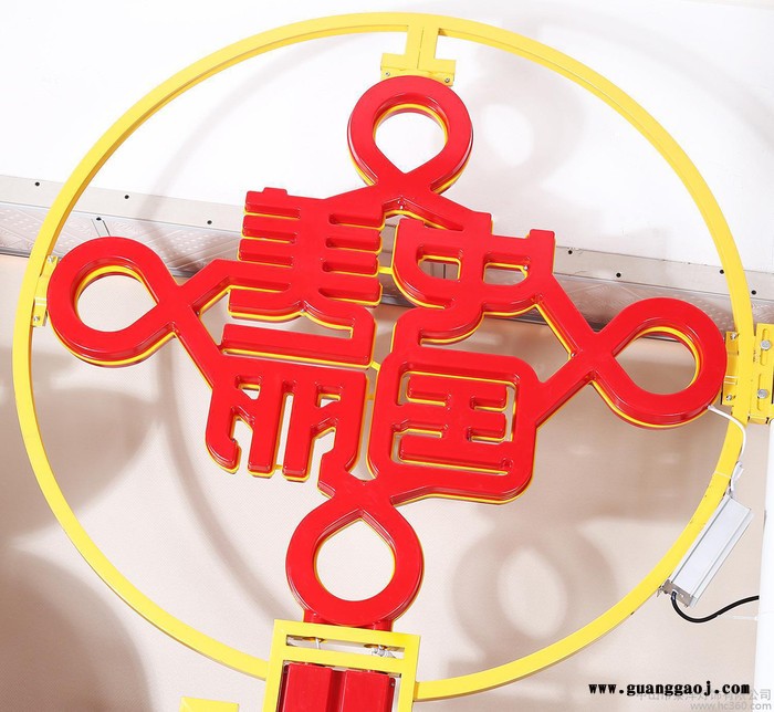 美丽中国 LED中国结明月形支架金色可定制直销品质保证