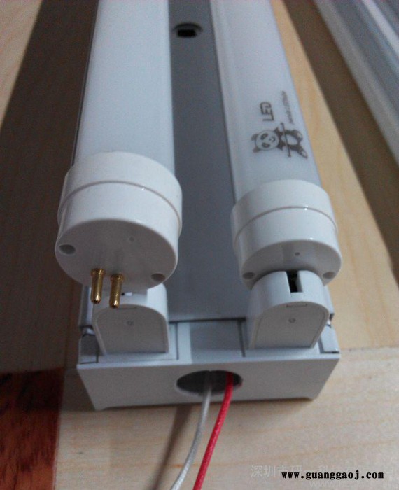 LED灯管T8用T5支架 T5转T8LED灯管  改造专用LED灯管 熊猫灯管图2