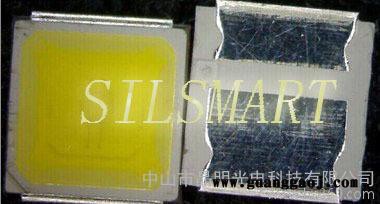 厂家价直销 LED 贴片灯珠 5054 65-70LM 纯金线 铜支架正白光 发光二极管 LED贴片灯珠图2