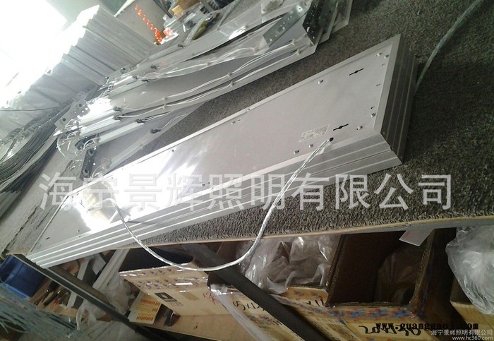 新款** 批发  LED贴片无暗区吊线支架灯 现代办公灯 JS-024图2
