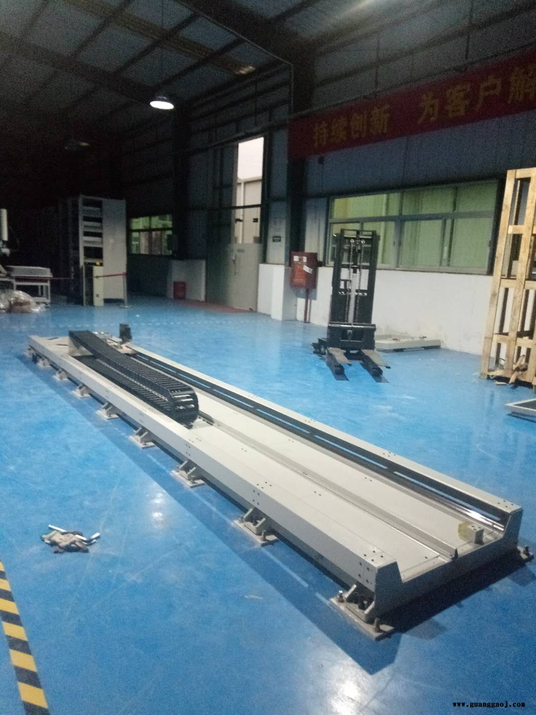 艾京厂家直销AJR10机器人地轨 小齿轮  精密齿轮  机器人第七轴地面式 机器人地轨 桁架机械手图2