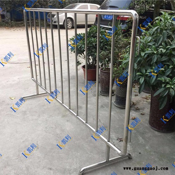 成都铁马四川不锈钢铁马成都桁架舞台批发铁马定制背景架灯光架成都铁马四川不锈钢铁马成都桁架舞台批发铁马定制背景架灯光架护栏图3