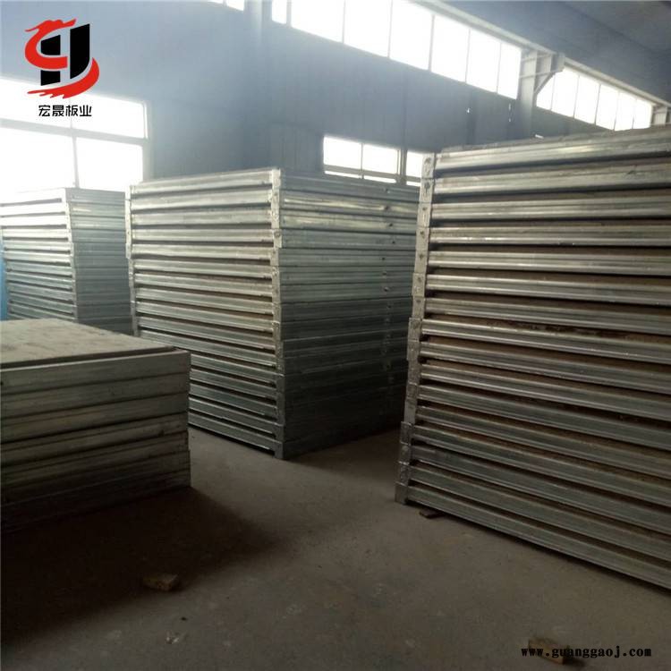 钢桁架轻型复合板施工方案 山东网架板厂家供应图2