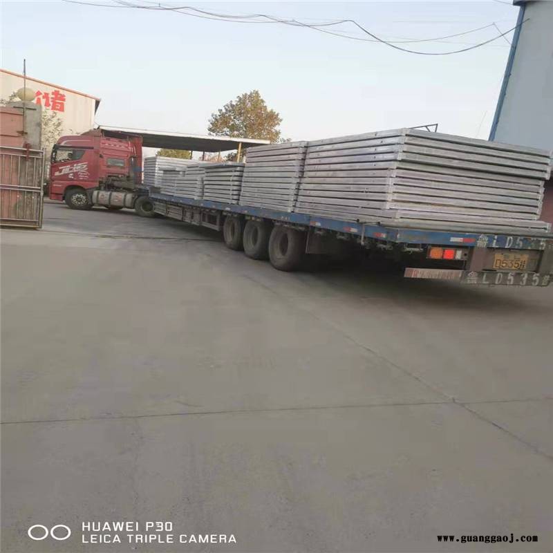 聊城栈桥板荷载 钢桁架轻型复合板 屋面板 楼板 墙板供应企业图2