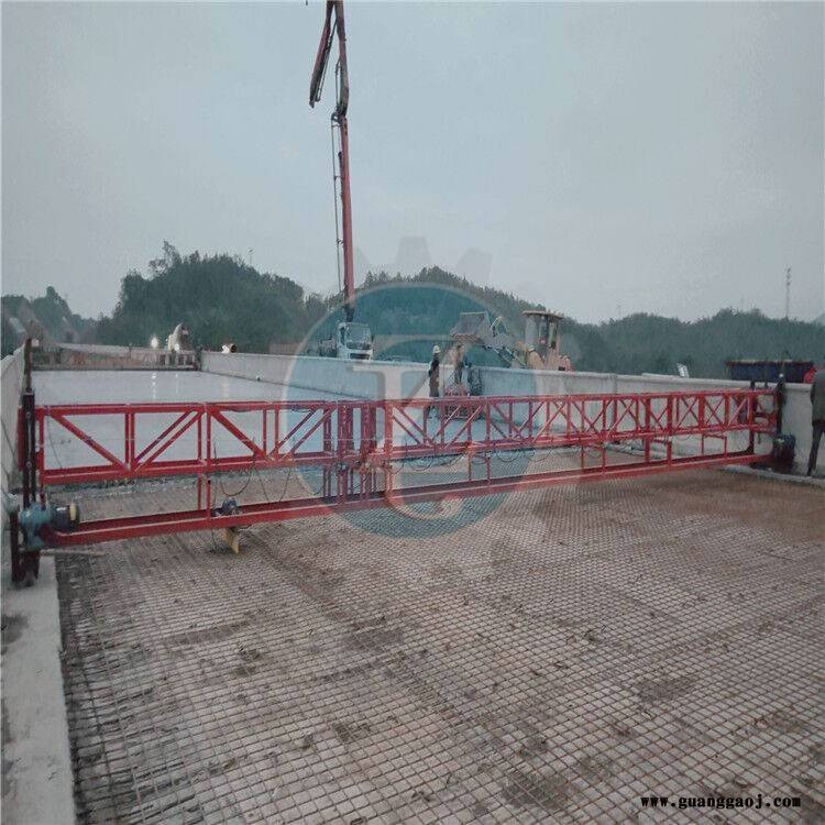 路面大型悬轨式拉毛机 凿毛机厂家 广西混凝土桁架拉毛机价格图2