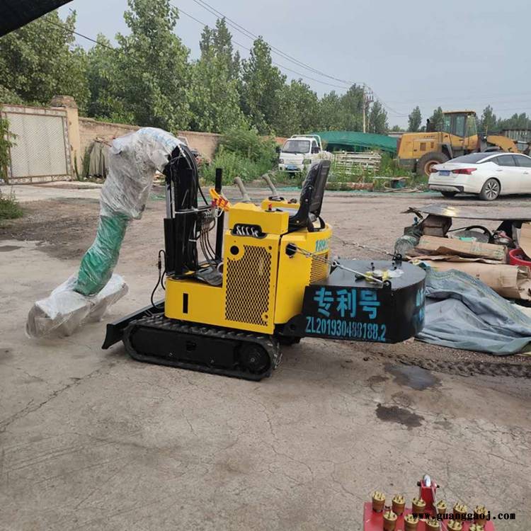 挖掘机桁架凿毛机 自动喷淋凿毛机图1
