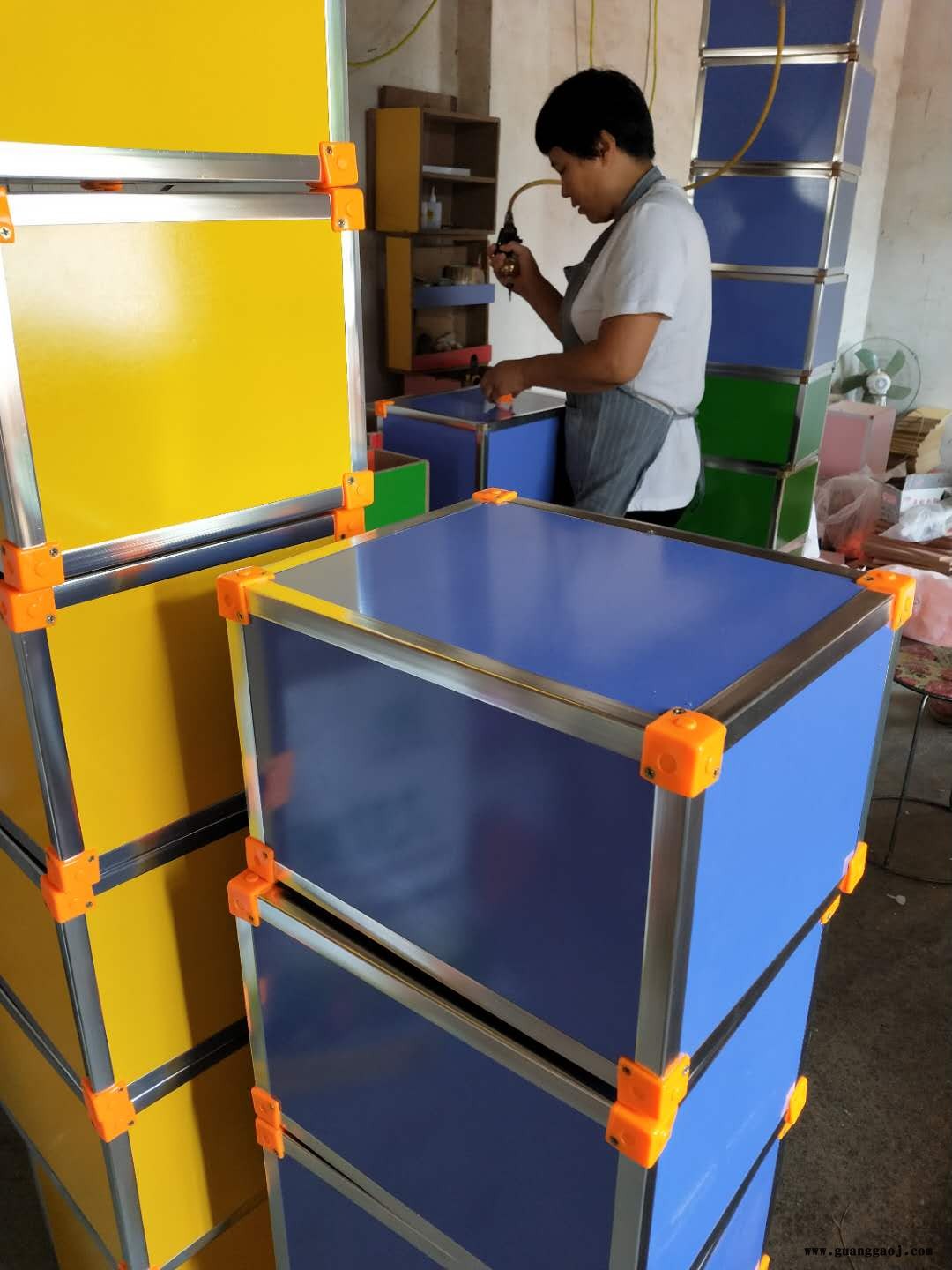 厂家批发 六面体多功能音乐凳 教室专用凳 合唱舞台木凳 幼儿园舞蹈教室音乐凳图3