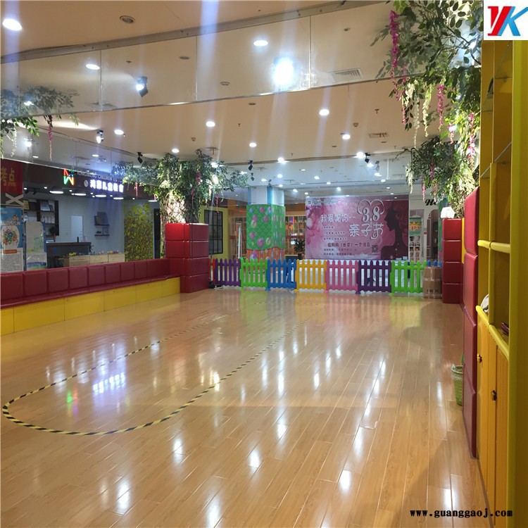 专用舞台木地板 篮球体育运动实木地板 企口硬木木地板 艺科体育地板图5