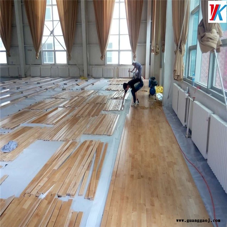 舞台专用木地板 专用体育馆运动实木地板 枫木运动木地板厂家 艺科直供图4