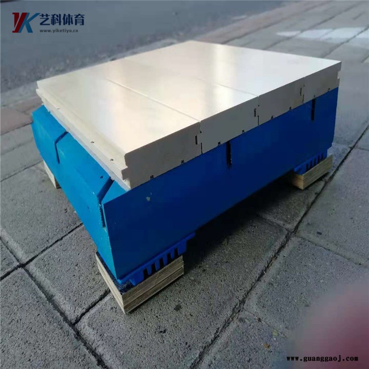 舞台木地板施工 专用体育馆运动实木地板 运动木地板生产厂家 艺科直供图2
