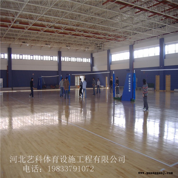 舞台木地板厂家 篮球馆运动木地板价格 室内运动木地板 艺科直供图1
