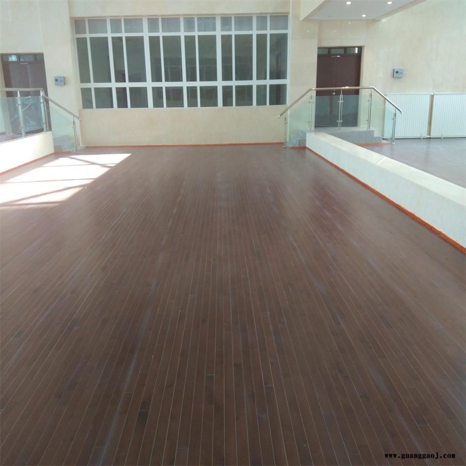 凯洁地板 柞木壁球实木地板施工 汉源县舞台木地板 小店体育木地板图5