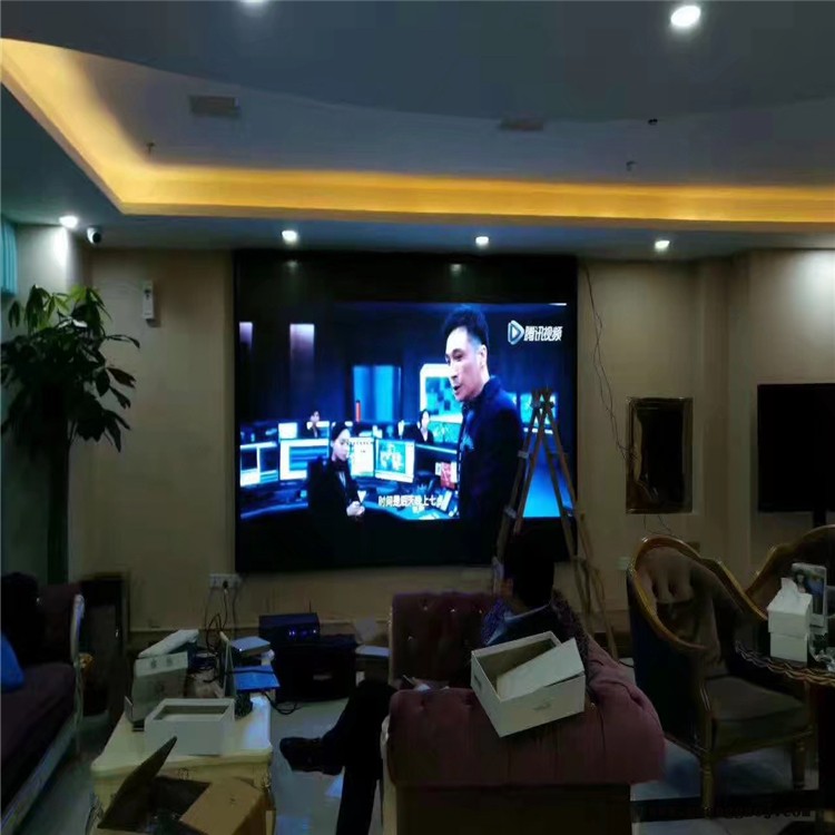 厂家供应P2.5-32S高清小间距LED显示屏 高清LED显示屏图4