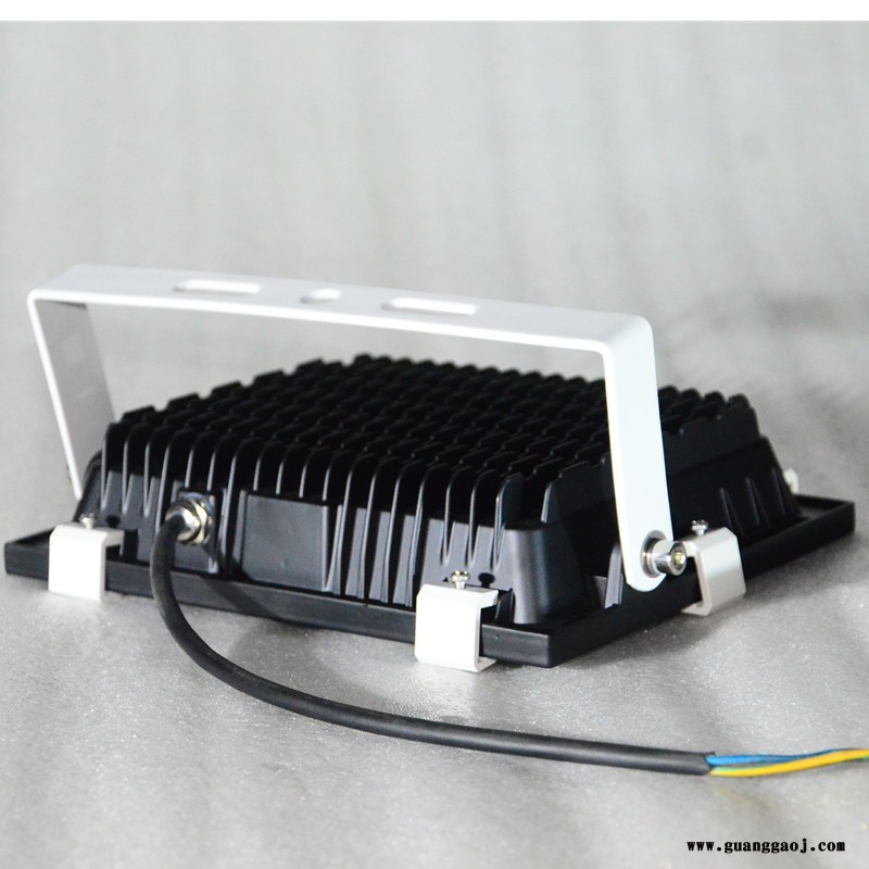 新款高压无驱动 足功率50W  工地广告牌 广场亮化LED贴片投光灯图4