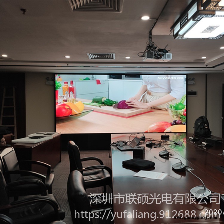 高清LED大屏幕生产厂家 P1.2小间距LED显示屏多画面展示价格图1