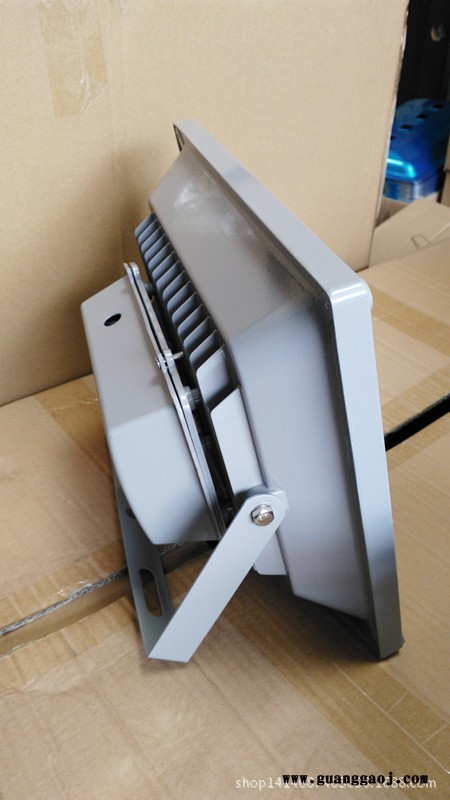 厂家直销高品质LED 50W新款贴片投光灯  泛光灯外壳图2