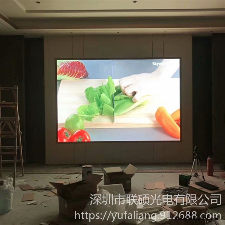 酒店舞台LED屏幕价格 宴会厅婚宴背景电子屏 酒店大厅LED显示屏厂家图1